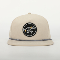 Topi Snapback 5 Panel Tali Nilon Logo Kustom BSCI OEM, Gorras Tanpa Struktur Model Flat Bill, Topi Berlubang Perforasi Laser Tahan Air