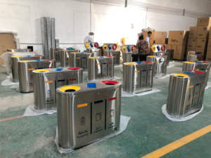 Vente en gros <span class=keywords><strong>Poubelle</strong></span> de recyclage à <span class=keywords><strong>3</strong></span> <span class=keywords><strong>compartiments</strong></span> en acier inoxydable Poubelles de tri en métal à usage intérieur - Product Image 6