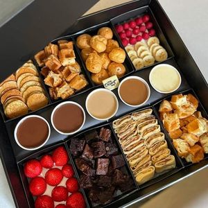 Tùy Chỉnh Thiết Kế In Cấp Thực Phẩm Nhà Hàng <span class=keywords><strong>Bento</strong></span> Thực Phẩm Hộp Giao Hàng Takeaway Platter Bao Bì Hộp Ăn Trưa Với Chèn - Product Image 2