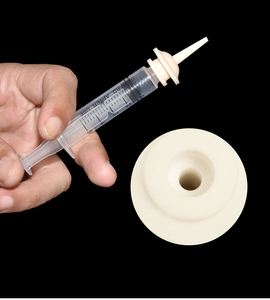 Jeringa de silicona ecológica e impermeable para alimentación de mascotas, con tetina, para cachorros y gatitos recién nacidos, inyector de líquidos y patrón sólido. - Product Image 2