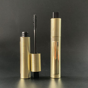 Processus <span class=keywords><strong>de</strong></span> pulvérisation Le tube <span class=keywords><strong>de</strong></span> cils en or à <span class=keywords><strong>fil</strong></span> rond peut tourner et changer le tube <span class=keywords><strong>de</strong></span> paquet <span class=keywords><strong>de</strong></span> maquillage en plastique <span class=keywords><strong>de</strong></span> colorant <span class=keywords><strong>de</strong></span> sourcil <span class=keywords><strong>de</strong></span> tête <span class=keywords><strong>de</strong></span> brosse - Product Image 3