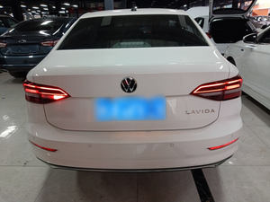 Volkswagen Lavida d'occasion, modèle 2019-2022, 1.5L automatique, édition confort, essence - Product Image 5