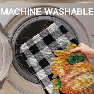 เสื่อปูพื้นตกแต่งฮาโลวีนลายสก๊อตสี่เหลี่ยมผืนผ้ากันลื่นสำหรับห้องน้ำทางเข้าบ้าน - Product Image 3