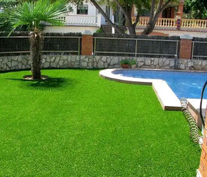 Césped <span class=keywords><strong>Artificial</strong></span> Realista y Suave de 30 mm - Césped Sintético Resistente a los Rayos UV para Jardín y Paisajismo - Fácil Instalación - Product Image 5
