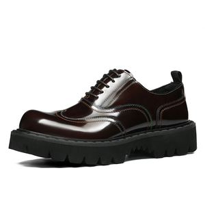 Nouvelles Chaussures Homme en Cuir Véritable Style Anglais à Bout Rond, Plateforme Rehaussante, Lacets, Décontractées et Habillées pour l'Automne - Product Image 1