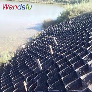 ASTM معيار HDPE بوليمر ناعم محكم <span class=keywords><strong>Geocell</strong></span> مثقب ل Geocells الحفاظ على الجدران حماية الأرض - Product Image 2