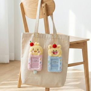 Lindo llavero de peluche con diseño de oso, manzana, helado y pollito, para tarjetas, funda protectora para tarjetas de fotos de ídolos Kpop y protector de tarjetas de identificación, colgante para bolso - Product Image 3