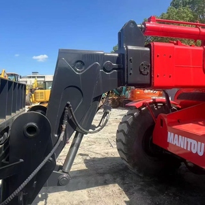Manitou MT1040 d'occasion, chariot télescopique tout-terrain, moteur Deutz Stage V, manutentionneur de matériaux de construction - Product Image 6