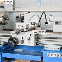Torno Manual Horizontal C6136 de Servicio Mediano en Venta