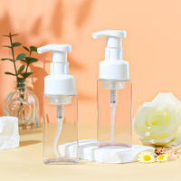 150ml 200ml 250ml Bouteilles en mousse à pompe en plastique carré transparent en PET à bas prix avec impression de logo personnalisé