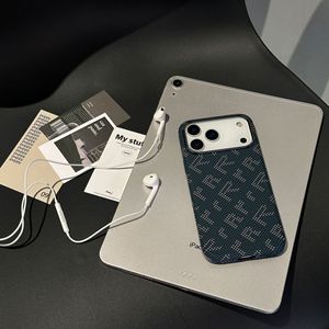Funda de Lujo para Teléfono con Textura de Carbono para iPhone 17 Pro Max 16 15 Pro Max, Patrón Tejido, Resistente a Impactos, Protectora y Rígida - Product Image 2