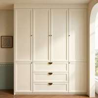 Armoires modernes en bois avec rangements ouverts, tiroirs, portes pleine hauteur et conception personnalisée de placard de chambre
