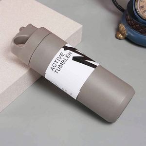 Gobelet moderne en acier inoxydable avec isolation sous vide et bouteille en métal pour les voyages - Product Image 4