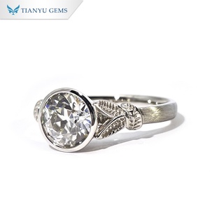 Gemas Tianyu, Oro Blanco de 10K, Engaste en Forma de Hoja Sin Recubrimiento con Bisel de Diamante Redondo OEC, Estilo Clásico para Mujer - Product Image 2