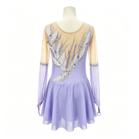 Robe de patinage artistique lavande en maille à manches longues évasées avec grande applique en strass pour enfants et adultes, idéale pour les compétitions et les spectacles