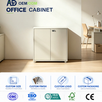 Bibliothèque de bureau beige avec serrure, armoire de rangement ouverte multi-niveaux pour bureau de direction