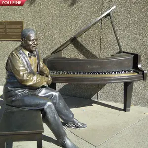 Açık bahçe yaşam boyutu özel bronz Oscar Peterson tezgah piyano heykel heykeli