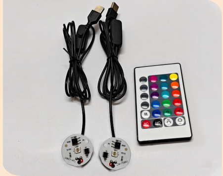 RGB + câble noir + télécommande