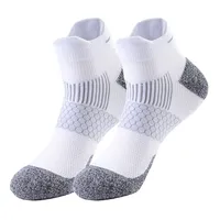Chaussettes solides de haute qualité à bas quantité minimale de commande avec logo personnalisé Chaussettes de sport douces en coton avec jacquard