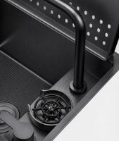 Évier de cuisine double en acier inoxydable 304 fait main, noir nano, avec rinçoir à tasses dissimulé, pour projets modernes d'hôtels et villas, panneau de 3 mm