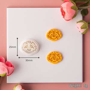 M32592 Coupe-argile Boucles d'oreilles en argile polymère Brickearth King Of Forest Animal Boucles d'oreilles Pendentif Cutter Outils faits à la main Moule en argile - Product Image 6