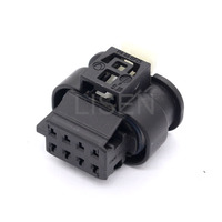 Connecteur femelle Hirschmann étanche de couleur noire PA66 GF25 8 broches 805-031-521