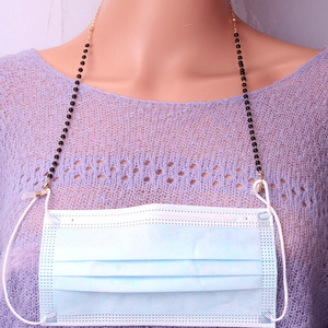 Cadena para Gafas Wenbei, Perla Negra y Cobre, Reutilizable, para Mascarilla, Primavera 2022 - Product Image 3