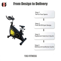 Bicicleta estática magnética con barra de agarre múltiple, manillar ajustable, pedales y estructura de acero estable para equipo de fitness profesional