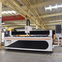 Machine de découpe laser à fibre Raycus 3015 CNC pour tôles métalliques