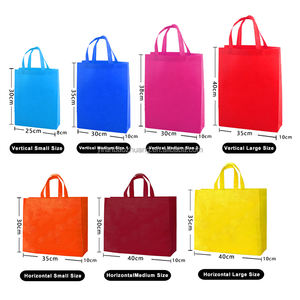 Bolsas no tejidas con láser rojo de lujo, <span class=keywords><strong>bolsa</strong></span> de compras de promoción laminada reutilizable con logotipo - Product Image 2