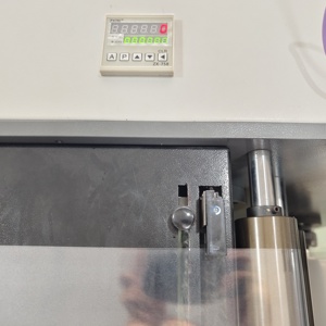 HJFQZ-420 Auto haute précision découpeuse rebobineuse CPP PE PA OCA PI Film feuille papier refendage rebobinage Machine - Product Image 2