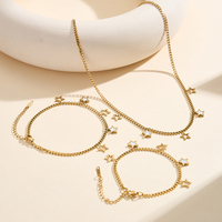 Nouvel Arrivage Collier Pendentif Étoile Délicat Chaîne Fine Accessoire Élégant pour Jeunes Femmes Bijoux de Fête Vente Directe Usine