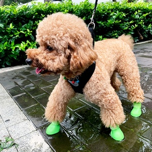 Producto <span class=keywords><strong>para</strong></span> mascotas, 4 unidades/juego, zapatos <span class=keywords><strong>de</strong></span> lluvia <span class=keywords><strong>para</strong></span> <span class=keywords><strong>perros</strong></span>, botines <span class=keywords><strong>para</strong></span> cachorros, zapatos <span class=keywords><strong>de</strong></span> lluvia antideslizantes portátiles <span class=keywords><strong>de</strong></span> goma impermeables <span class=keywords><strong>para</strong></span> <span class=keywords><strong>perros</strong></span> y gatos - Product Image 6