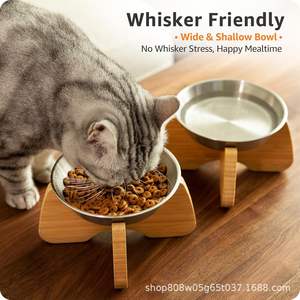 Soporte de madera para comedero de gatos, elevado, para gatos de interior, diseño redondeado con tazones de acero inoxidable - Product Image 4