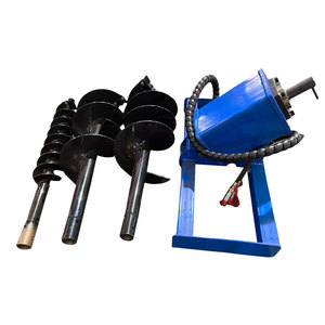 Mini-chargeuse forestière avec accessoires hydrauliques, tarière pour trous de fondation profonds à vendre - Product Image 1