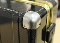 Valise rigide en fibre de carbone avec cadre en aluminium, serrure TSA, 4 roues pivotantes, bagage de voyage, vente en gros d'usine dorée