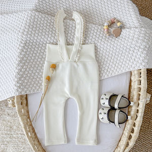 2025 INS versión coreana suave y cómodo pantalón de encaje de verano de cintura alta para niña con tela de punto con correa femenina - Product Image 4