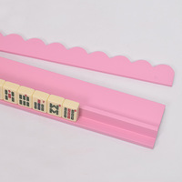 Supports de Mahjong en Bois de 17 Pouces, 2-en-1, avec Règle de Marquage et Poussoir à Design Ondulé, Supports et Poussoirs de Mahjong Américains