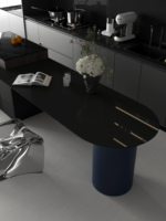 Dalle en pierre frittée noire pleine masse Sinostone 1600x3200x12mm polie, style moderne et minimaliste pour îlot de cuisine et projets d'escaliers