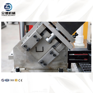 Máquina de perfilado de rodillos de alta velocidad para perfiles de metal en <span class=keywords><strong>U</strong></span> y canales de perfil ligero, con seguimiento y corte - Product Image 2