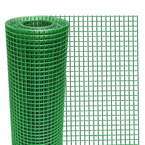 Malla de alambre soldada con orificios cuadrados recubierta de PVC verde Yuking, calibre de alambre de 2.0-4.0mm, para cercas, fábrica de Hebei, doblado y corte - Product Image 3