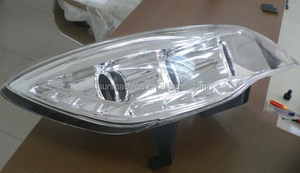 Xe Bumpers Nhựa <span class=keywords><strong>Injection</strong></span> Molding Máy Nhựa Xe Ánh Sáng <span class=keywords><strong>Injection</strong></span> Molding Máy Móc Xe Đèn Phụ Kiện - Product Image 3