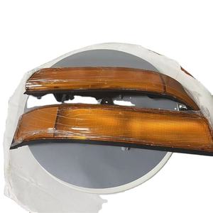 Finisseur japonais de lampe frontale d'accessoires de camion de FN94-02-005-LH/RH pour le FK-617 de Mitsubishi - Product Image 1