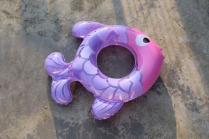 <span class=keywords><strong>Bouée</strong></span> de sauvetage pour enfants de poissons tropicaux nageant sous les bras anneau flottant 3-6 ans anneau de natation en forme de <span class=keywords><strong>poisson</strong></span> pour enfants - Product Image 3