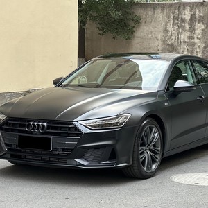 Film adhésif vinyle PET noir métallisé pour décoration extérieure, effet brillant, changeant de couleur, pour carrosserie automobile, rouleau de film pour véhicule - Product Image 1