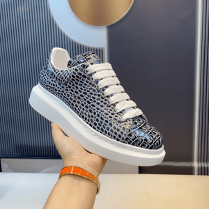 Zapatillas deportivas casuales Alexander 2026 de moda con parte superior marrón con relieve de escamas de pez prensadas en caliente, suela gruesa Mc que aumenta la altura, modelo Queen - Product Image 4