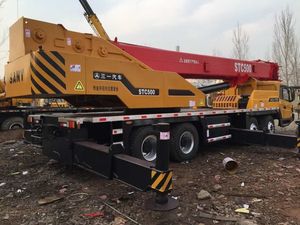 Grue mobile tout-terrain Sany de 50 tonnes bien entretenue, idéale pour diverses tâches de levage lourd - Product Image 4