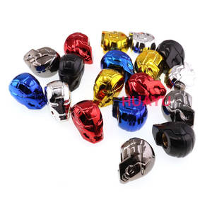 Tapas de rueda de vástago de válvula de neumático de coche de superhéroe originales, tapa de válvula de neumático, mano robada para Universal - Product Image 6