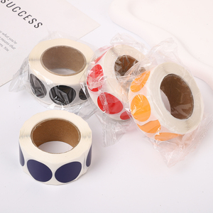 Màu Vòng Nhãn Nhiệt Tùy Chỉnh Màu Đỏ Tươi Sáng Vòng Tròn Mã Hóa Màu <span class=keywords><strong>Dot</strong></span> Nhãn Trên Một Cuộn Cho Món Quà Cưới Phong Bì - Product Image 3