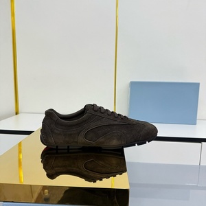 Chaussures pour hommes, best-seller, luxe, daim brun foncé, design décontracté, style allemand, chaussures fines de sport, rétro, tendance, antidérapantes - Product Image 2